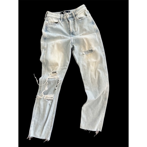 Hollister Ultra High Rise Mom Jeans Light Wash Distressed W24 L27 - Picture 2 of 16